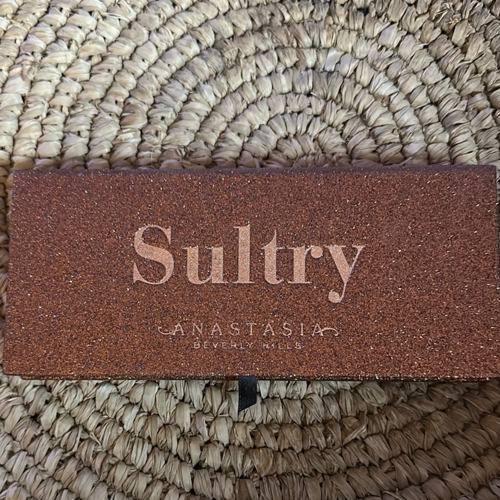 Anastasia Beverly Hills Sultry Eyeshadow Palette